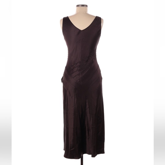 BROWN SLIP DRESS WITH FLOWER APPLIQUÉ - Picture 2 of 4